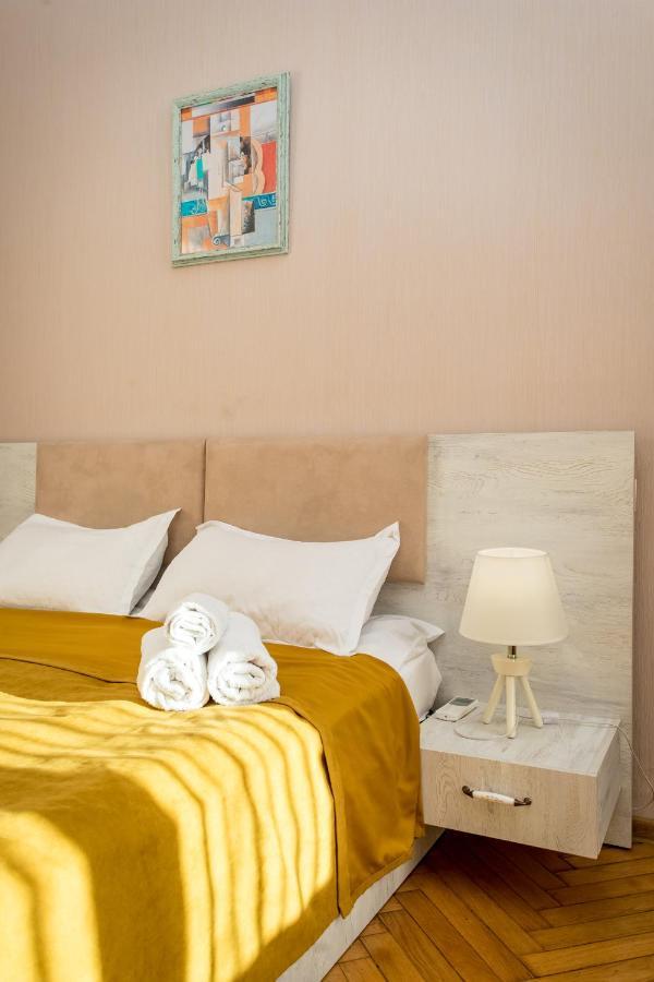 Hb Apartments Mari Brose Тбилиси Екстериор снимка