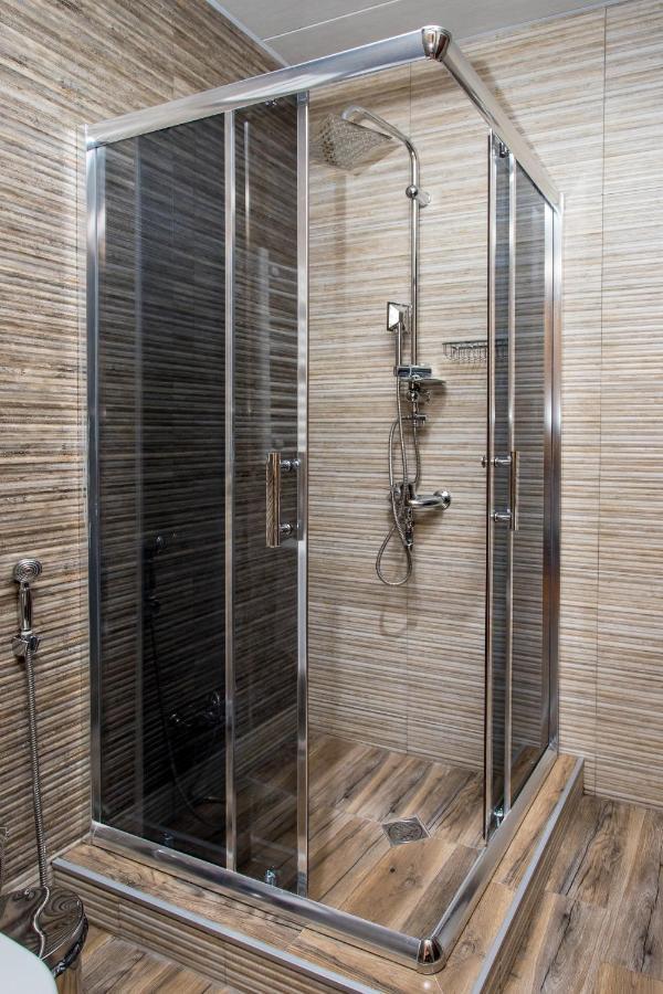 Hb Apartments Mari Brose Тбилиси Екстериор снимка