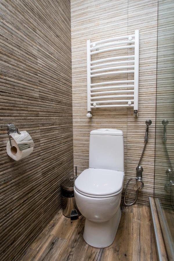 Hb Apartments Mari Brose Тбилиси Екстериор снимка