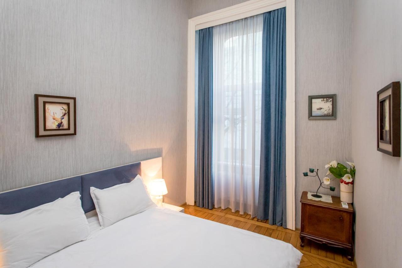 Hb Apartments Mari Brose Тбилиси Екстериор снимка